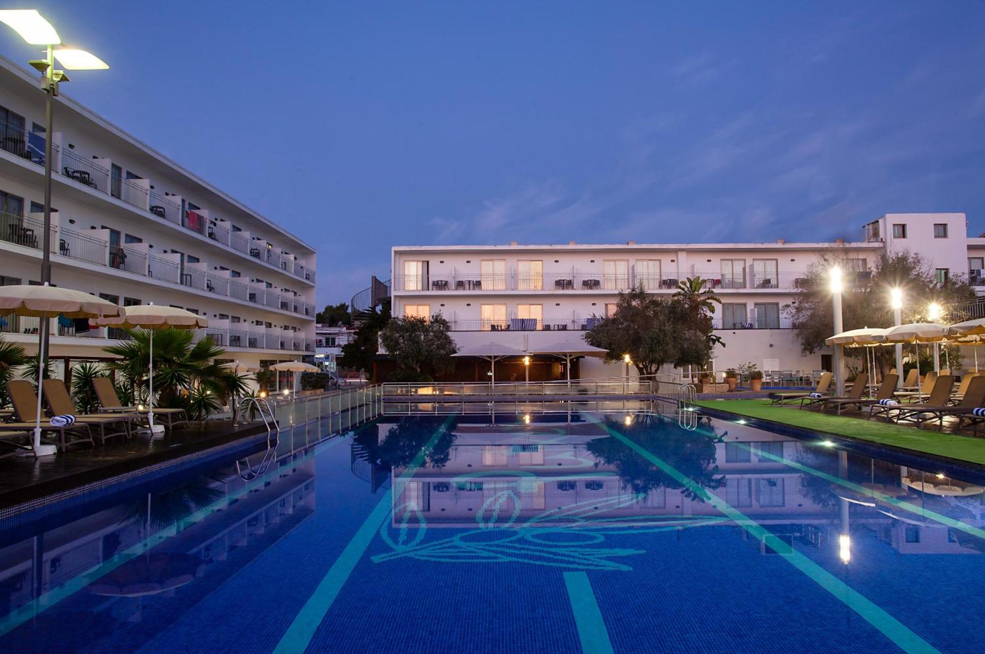 Hotel Puchet Ibiza San Antonio Abad Exterior foto