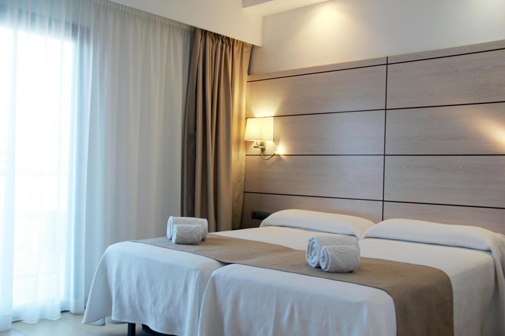 Hotel Puchet Ibiza San Antonio Abad Exterior foto