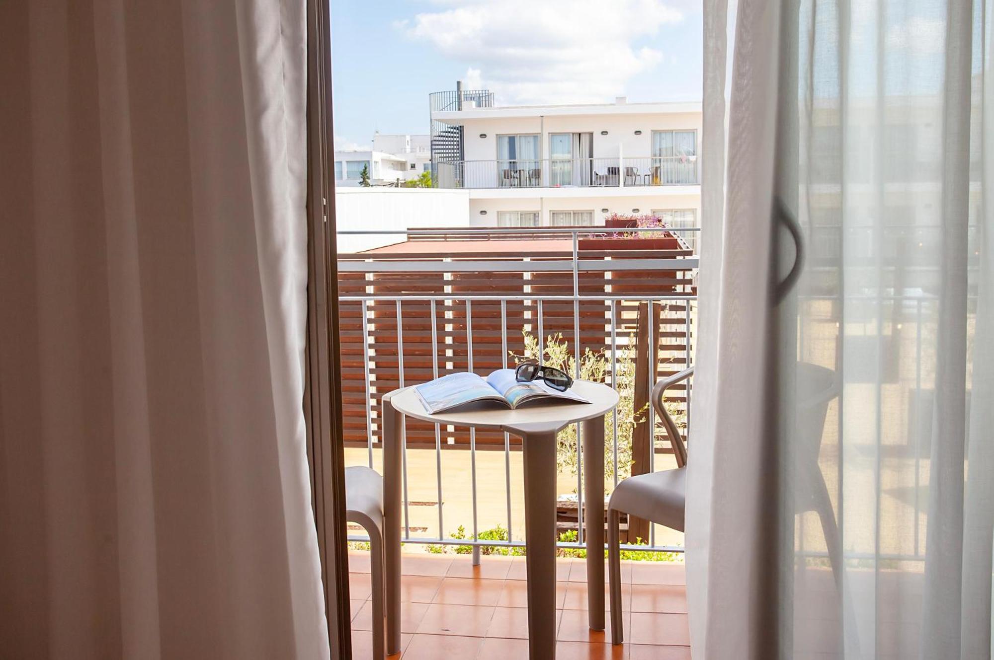 Hotel Puchet Ibiza San Antonio Abad Exterior foto