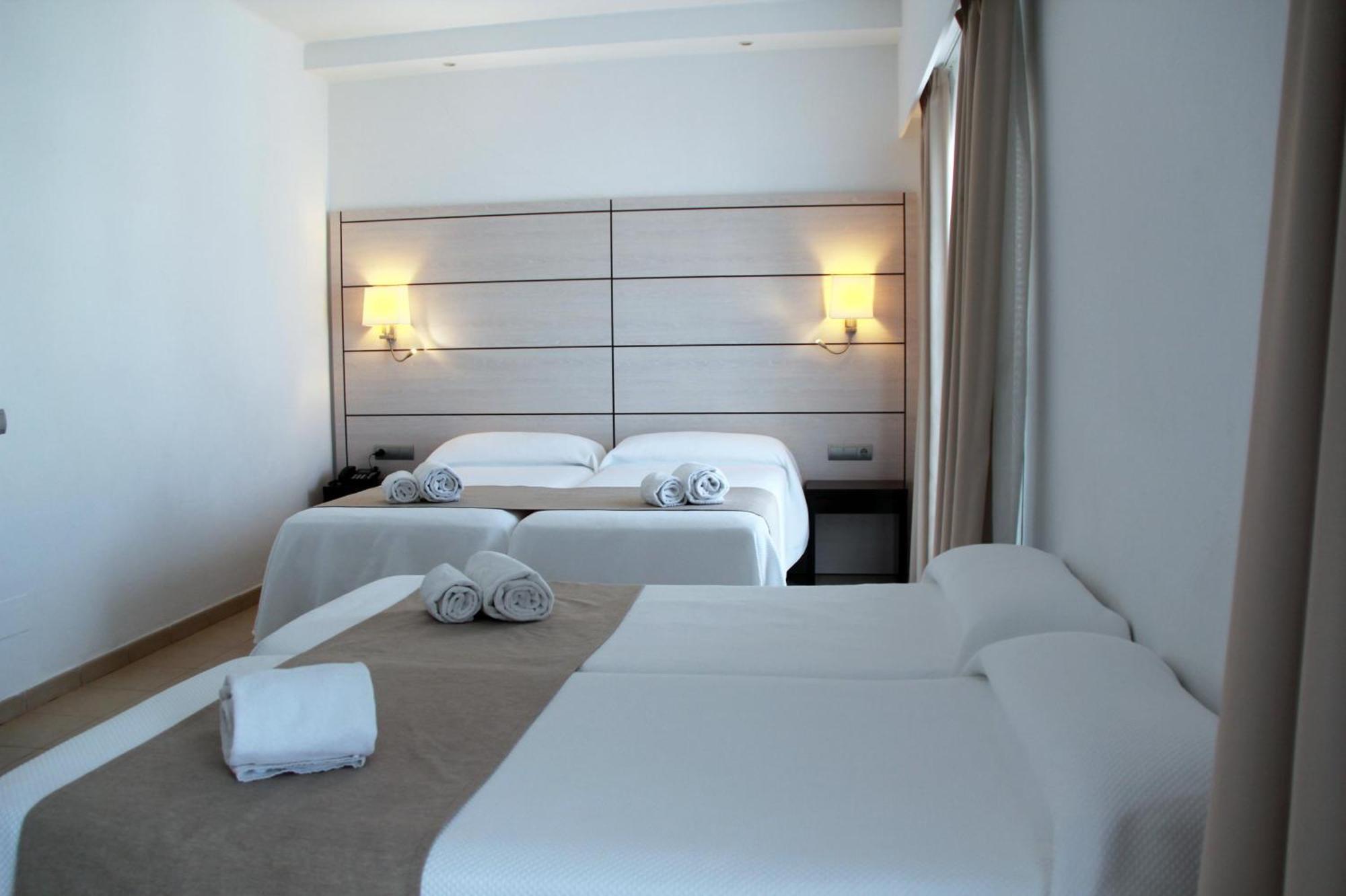 Hotel Puchet Ibiza San Antonio Abad Exterior foto