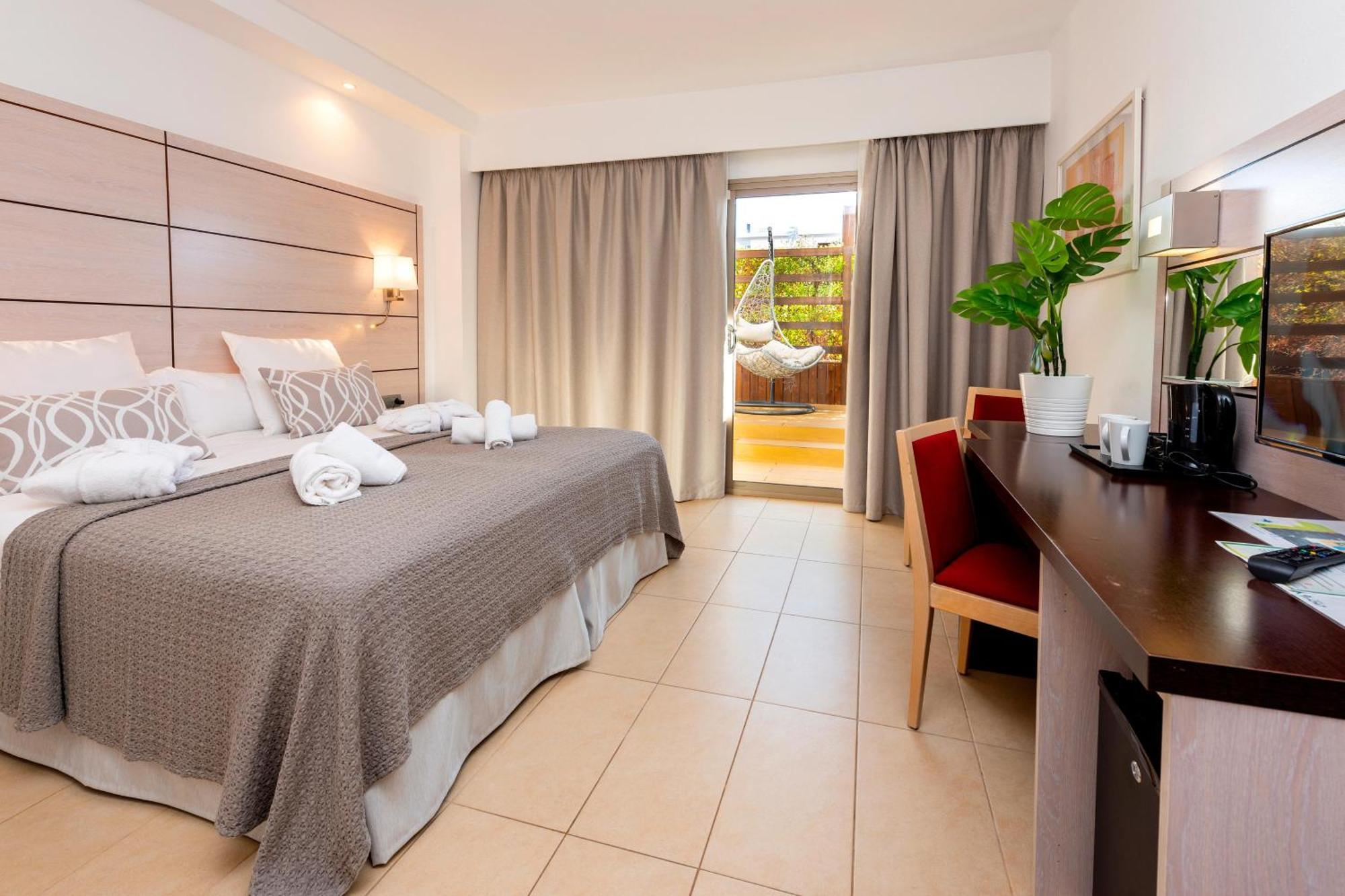Hotel Puchet Ibiza San Antonio Abad Exterior foto